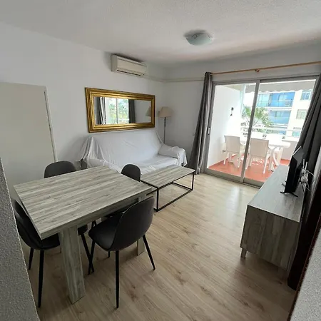 Service Lazaro- Aguamarina 14 Кальпе