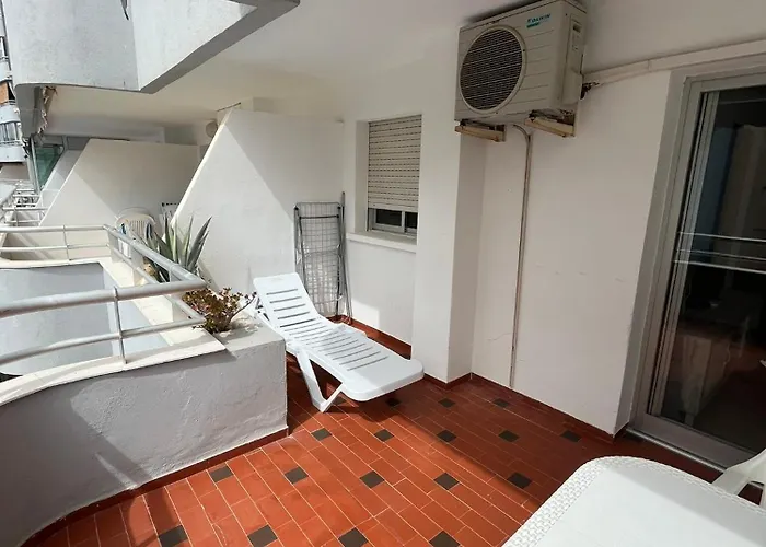 Service Lazaro- Aguamarina 14 Appartement *